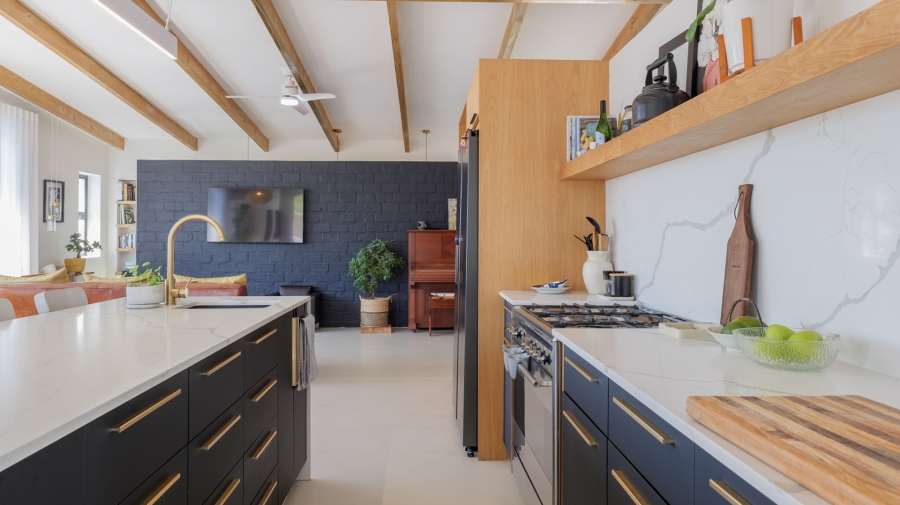 6 Bedroom Property for Sale in Agulhas Western Cape